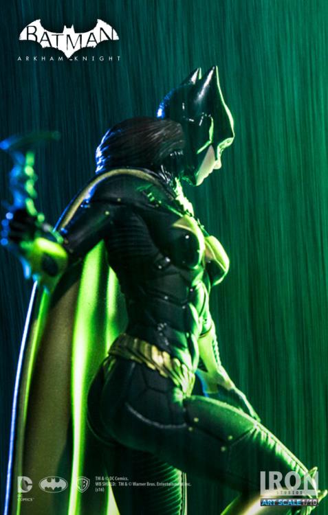 Batman: Arkham Knight Batgirl 1/10 Art Scale Statue Gallery Image 13