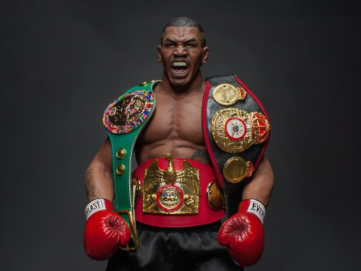 Mike Tyson (The Undisputed Heavyweight Boxing Champion) 1/6 Scale Collectible Figure Gallery Image 1