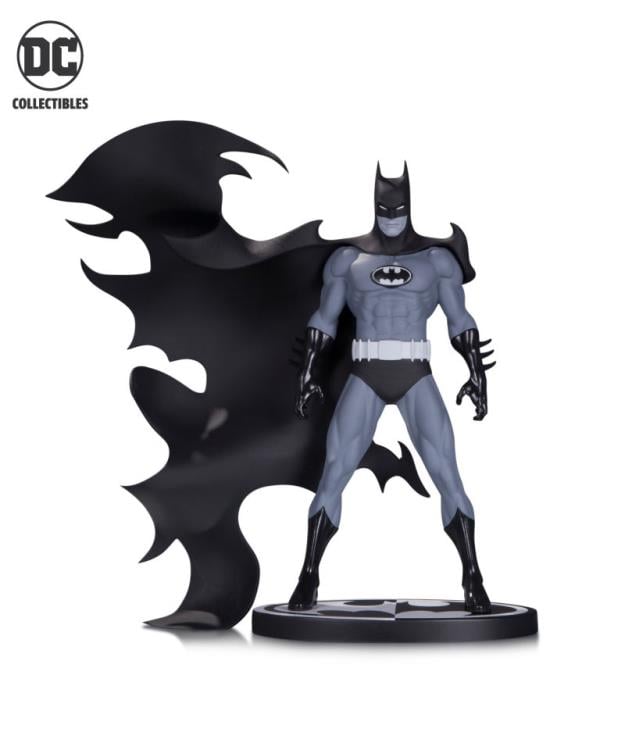 Batman Black And White Statue (Norm Breyfogle) Gallery Image 3