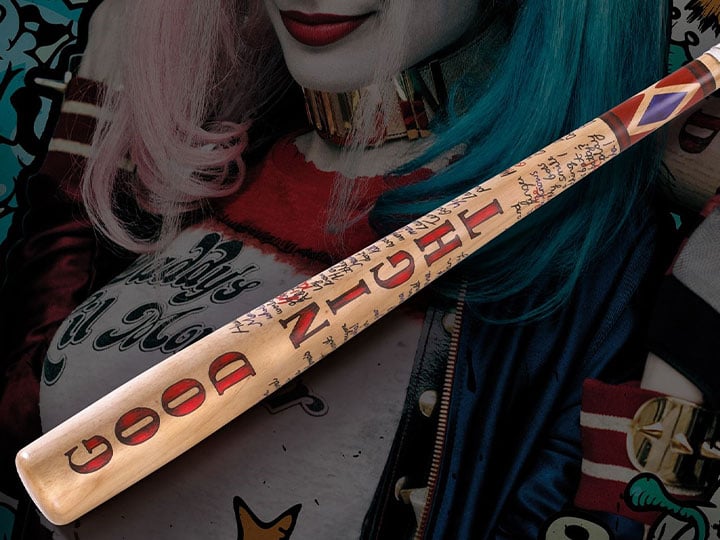 Suicide Squad Prop Replica - Harley Quinn Baseball Bat Gallery Image 1