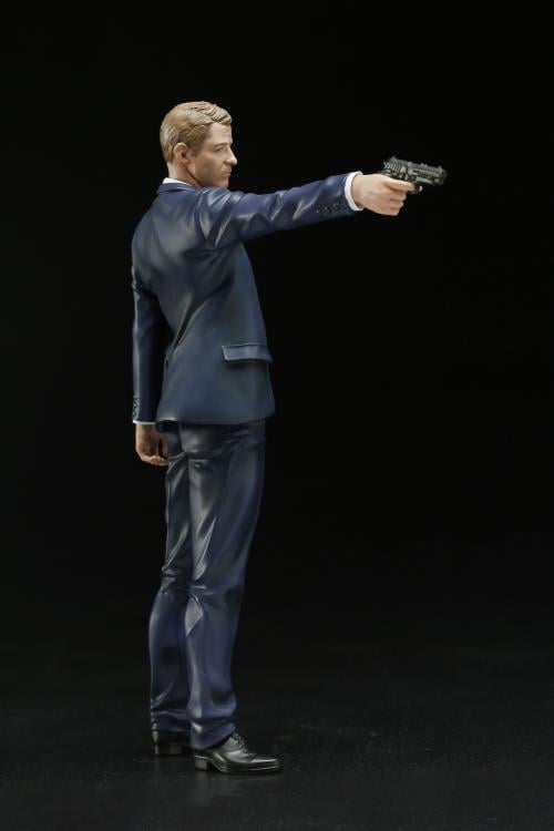 Gotham ArtFX+ James "Jim" Gordon Statue Gallery Image 4
