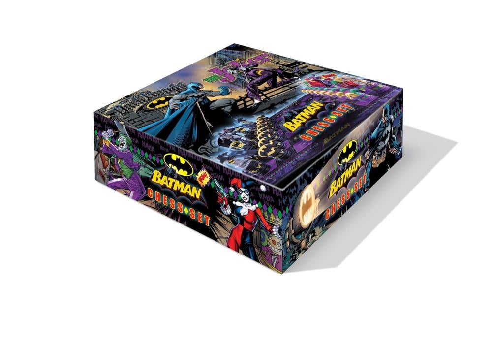 Batman Chess Set Dark Knight Vs. Joker Gallery Image 5