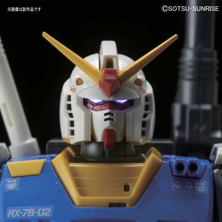 Mobile Suit Gundam: The Origin MG RX-78-2 Gundam 1/100 Scale Model Kit Gallery Image 8