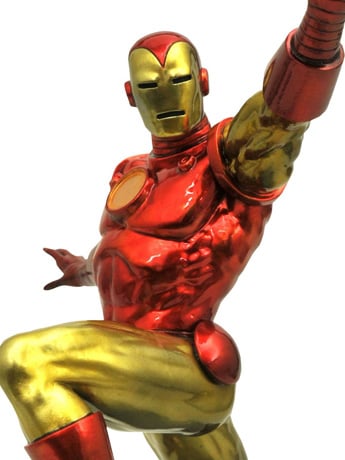 Marvel Premier Collection Classic Iron Man Statue Gallery Image 2