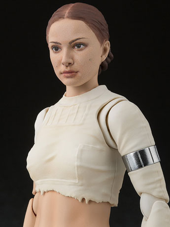Star Wars S.H.Figuarts Padme Amidala (Attack of The Clones) Exclusive Gallery Image 2