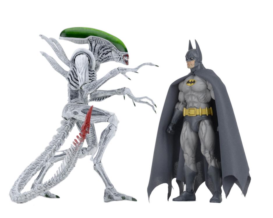 Batman Vs. Alien Figures Two Pack Gallery Image 3