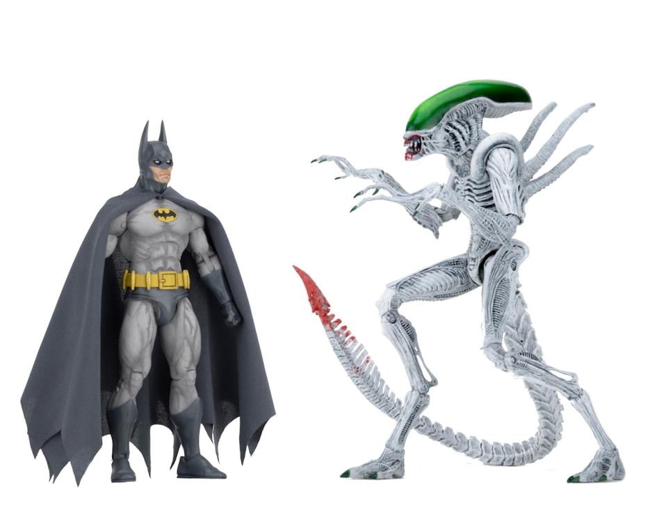 Batman Vs. Alien Figures Two Pack Gallery Image 4