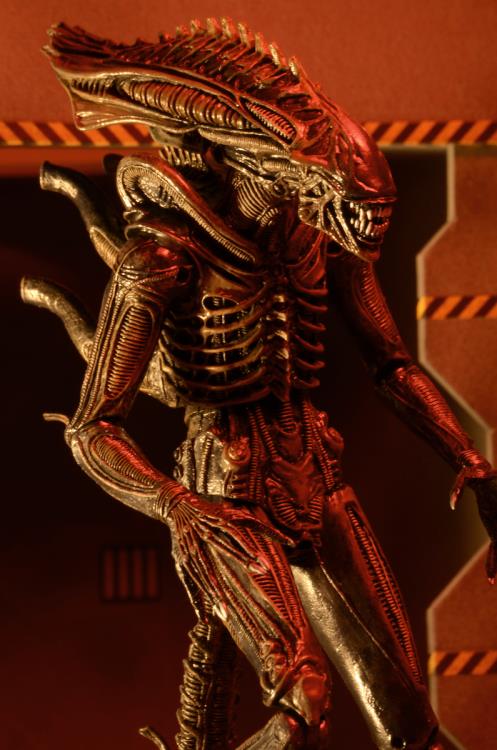 Aliens Series 11 Defiance Xenomorph Figure