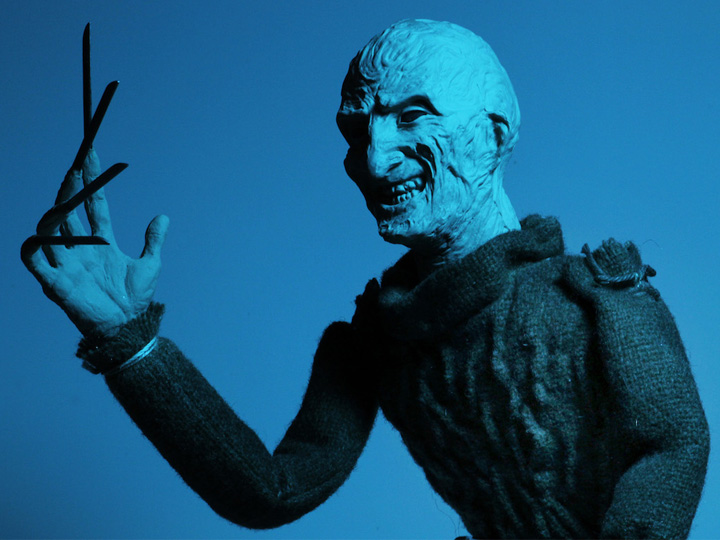 A Nightmare on Elm Street 3: Dream Warriors Freddy Krueger Puppet Prop Replica (30th Anniversary) Gallery Image 1