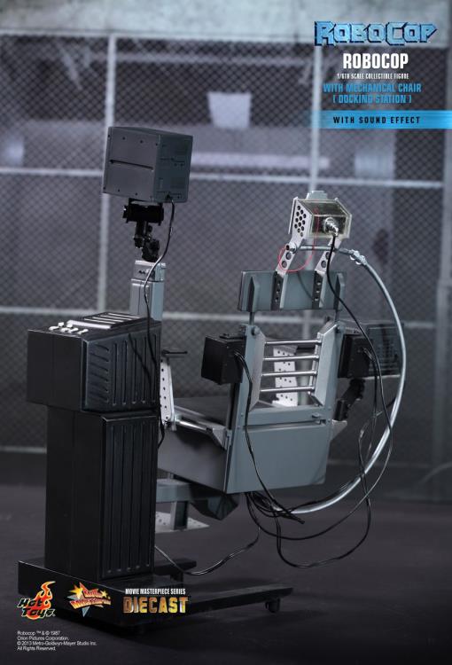 RoboCop MMS203D05 Robocop with Mechanical Chair (Docking Station) 1/6th Scale Collectible Figure Gallery Image 6