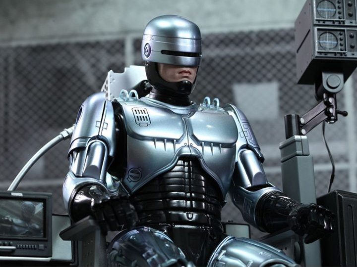 RoboCop MMS203D05 Robocop with Mechanical Chair (Docking Station) 1/6th Scale Collectible Figure Gallery Image 1