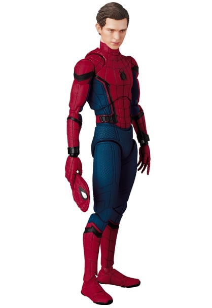 Spider-Man: Homecoming MAFEX No.047 Spider-Man Action Figure Gallery Image 4