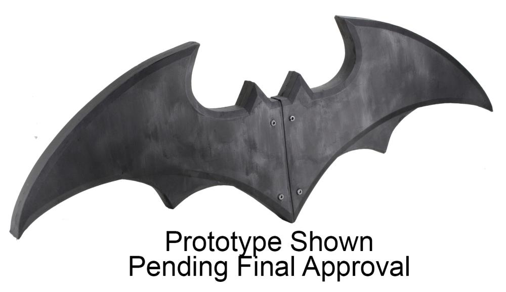 DC Comics Oversized Foam Prop Batarang Gallery Image 3