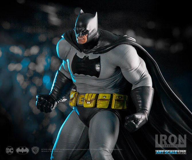 Batman: Arkham Knight Dark Knight 1/10 Art Scale Statue Gallery Image 7