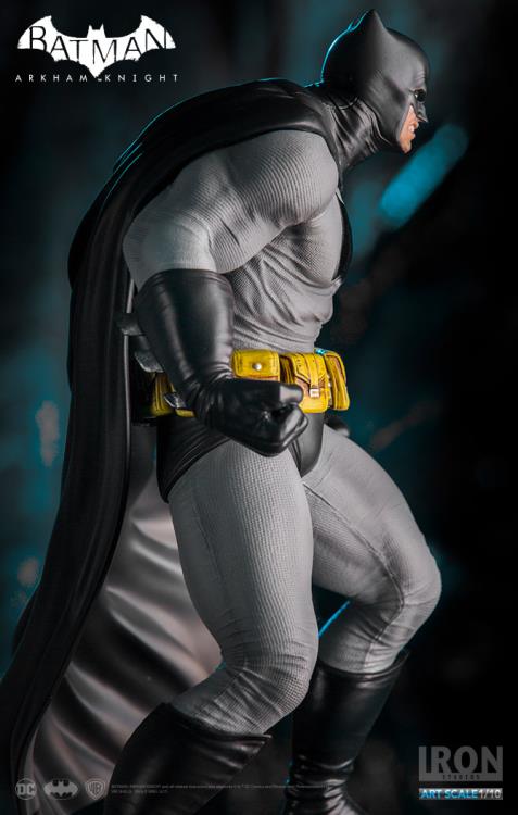 Batman: Arkham Knight Dark Knight 1/10 Art Scale Statue Gallery Image 9