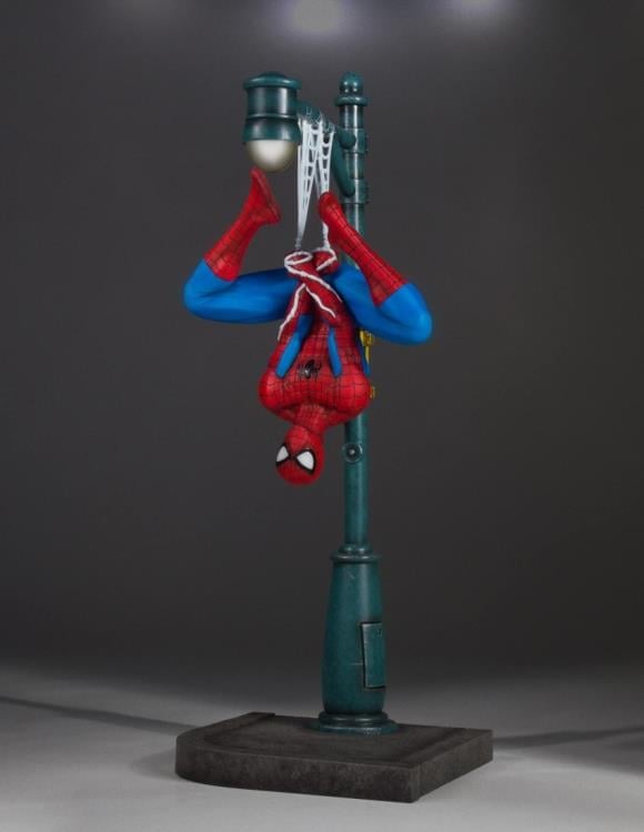 Marvel Collector's Gallery Spider-Man Statue Gallery Image 5