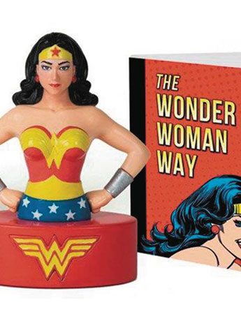 Wonder Woman Talking Bust & Illustrated Book Kit Gallery Image 2