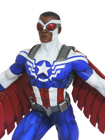 Marvel Gallery Captain America (Sam Wilson) Figure Gallery Image 2