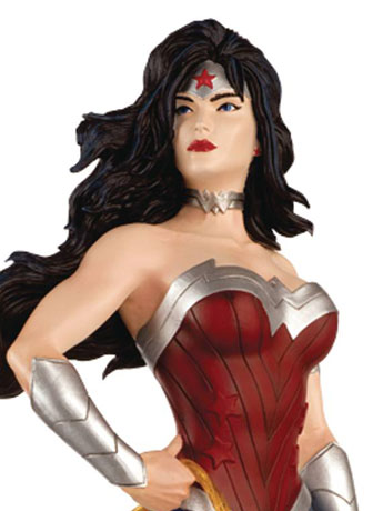 DC Superhero Best of Figure Collection Special Edition Mega Figure - #3 Wonder Woman Gallery Image 2