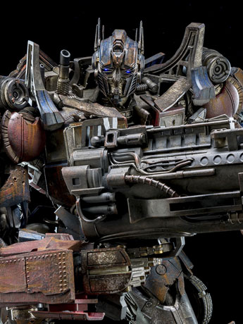 Transformers: Age of Extinction Optimus Prime Evasion Edition Premium Scale 19" Collectible Figure Gallery Image 2