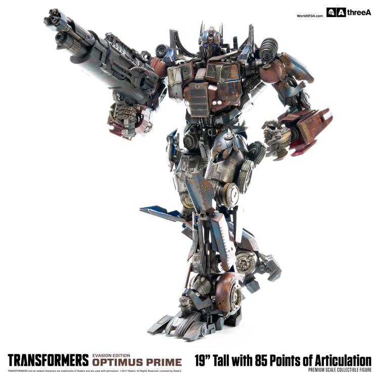 Transformers: Age of Extinction Optimus Prime Evasion Edition Premium Scale 19" Collectible Figure Gallery Image 6