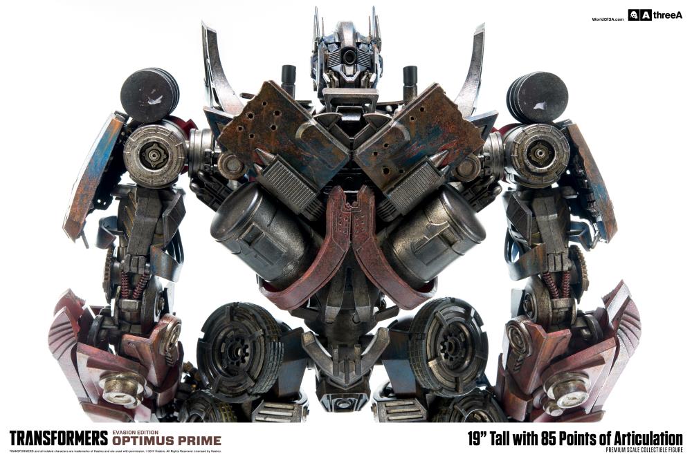 Transformers: Age of Extinction Optimus Prime Evasion Edition Premium Scale 19" Collectible Figure Gallery Image 9