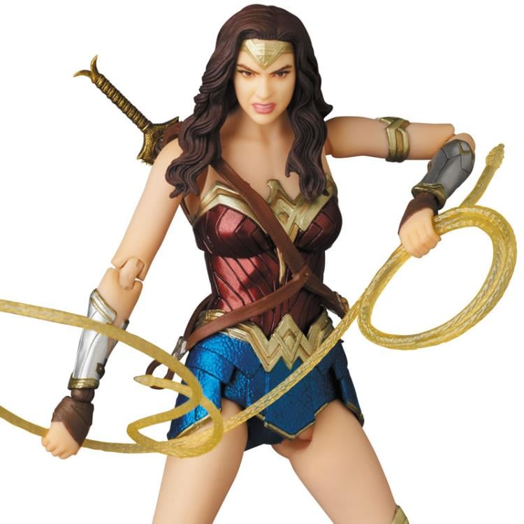 ■*■様 MAFEX ワンダーウーマン フィギュアNo.048 Wonder Woman MAFEX No.048 Wonder Woman Action Figure