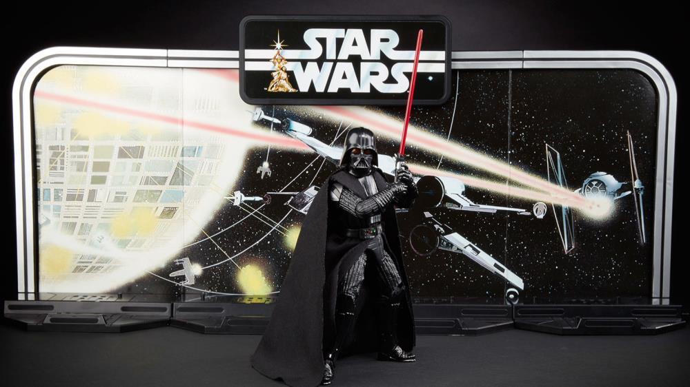 Star Wars 40th Anniversary The Black Series 6" Darth Vader Legacy Pack Gallery Image 4