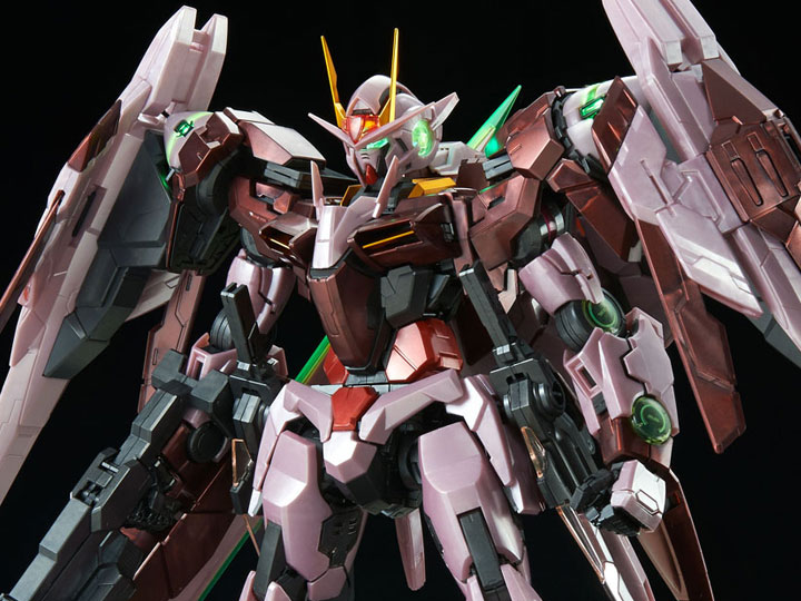 Mobile Suit Gundam 00 PG Gundam 00 & Raiser Trans-am Mode (Gundam 00 10th Anniversary) 1/60 Scale Exclusive Model Kit Gallery Image 1