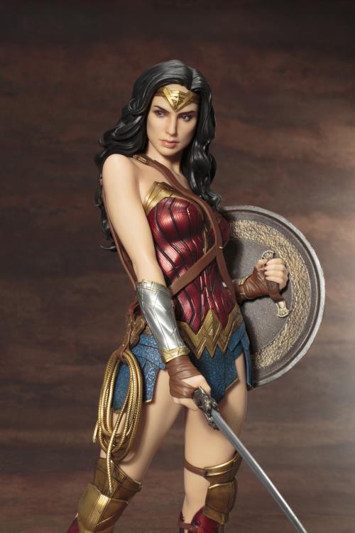 Wonder Woman ArtFX Wonder Woman Statue Gallery Image 7