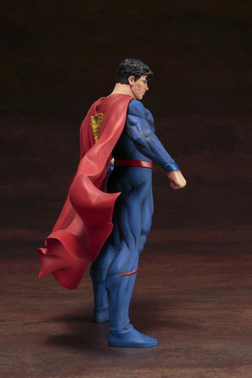 DC Comics Rebirth ArtFX+ Superman Statue Gallery Image 4