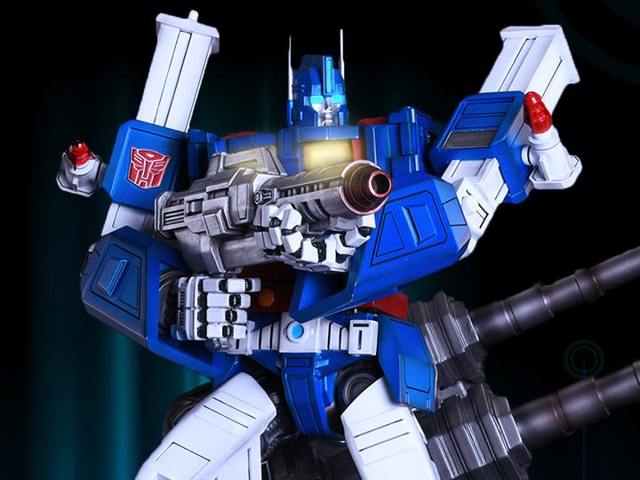 Transformers Generation 1 Ultra Magnus Limited Edition Statue Gallery Image 1