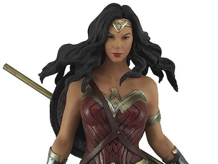 Wonder Woman Statue PX Previews Exclusive Gallery Image 1