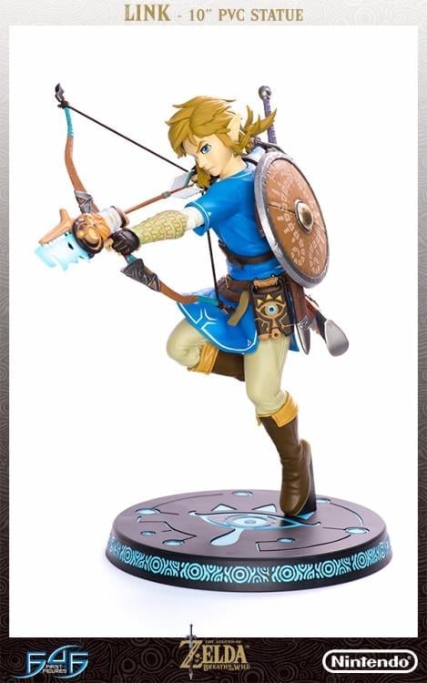 The Legend of Zelda: Breath of the Wild Link Statue Standard Edition Gallery Image 7