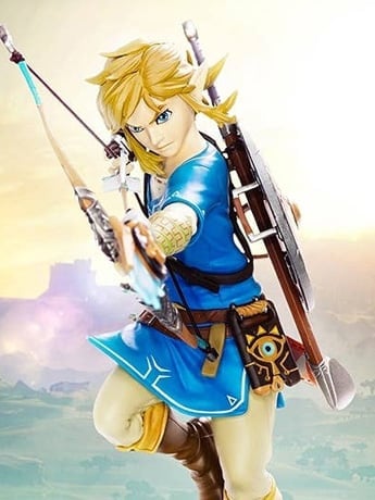 The Legend of Zelda: Breath of the Wild Link Statue Standard Edition Gallery Image 2