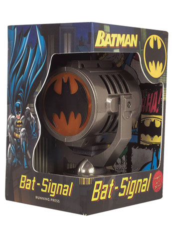 Batman Die-Cast Bat-Signal Kit Gallery Image 2