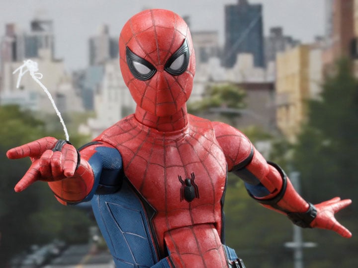 Spider-Man: Homecoming Spider-Man 1/4 Scale Figure Gallery Image 1