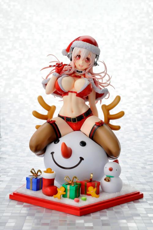 Nitroplus Super Sonico (Christmas Ver.) 1/7 Scale Figure Gallery Image 3