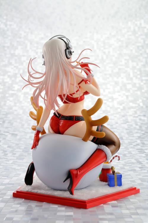 Nitroplus Super Sonico (Christmas Ver.) 1/7 Scale Figure Gallery Image 6