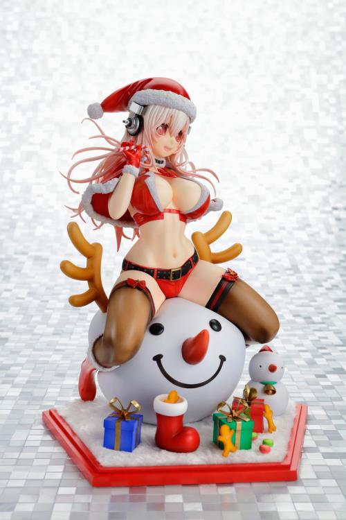 Nitroplus Super Sonico (Christmas Ver.) 1/7 Scale Figure Gallery Image 4
