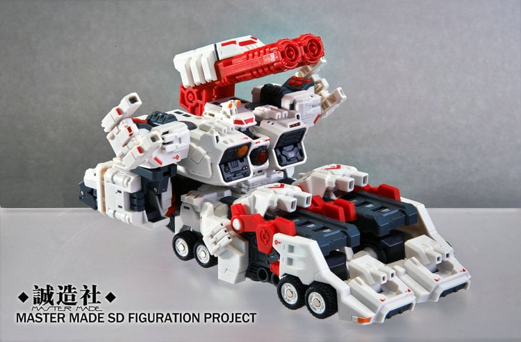 Master Made SDT-01 Titan Mobile City Gallery Image 4