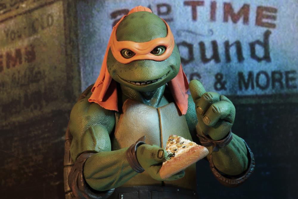 Teenage Mutant Ninja Turtles (1990 Movie) Michelangelo 1/4 Scale Figure Gallery Image 9