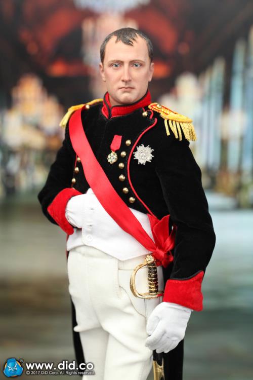 Emperor of the French Napoleon Bonaparte (Battle Ver.) 1/6 Scale Figure Gallery Image 6