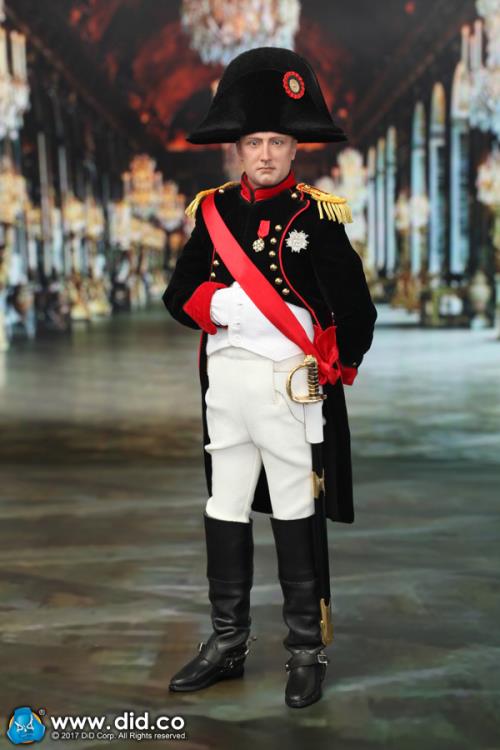 Emperor of the French Napoleon Bonaparte (Battle Ver.) 1/6 Scale Figure Gallery Image 3