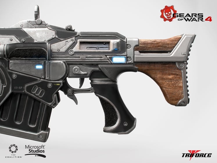 Gears of War 4 Custom Lancer Full Scale Replica Gallery Image 5