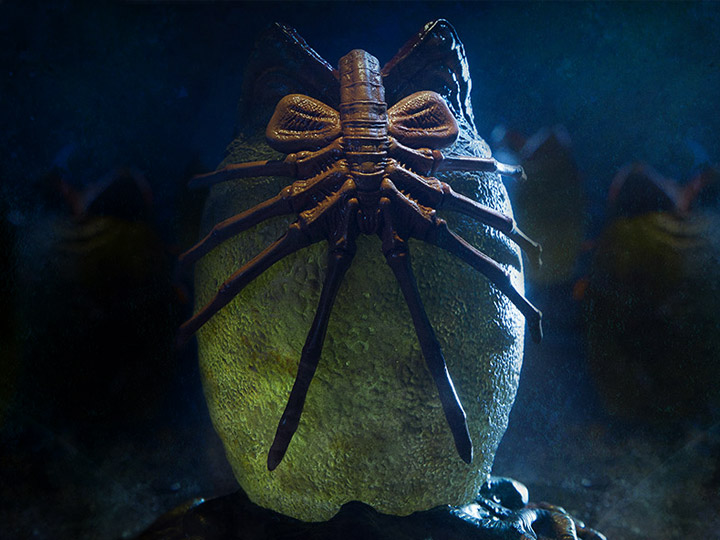 Alien Egg Statue Gallery Image 1