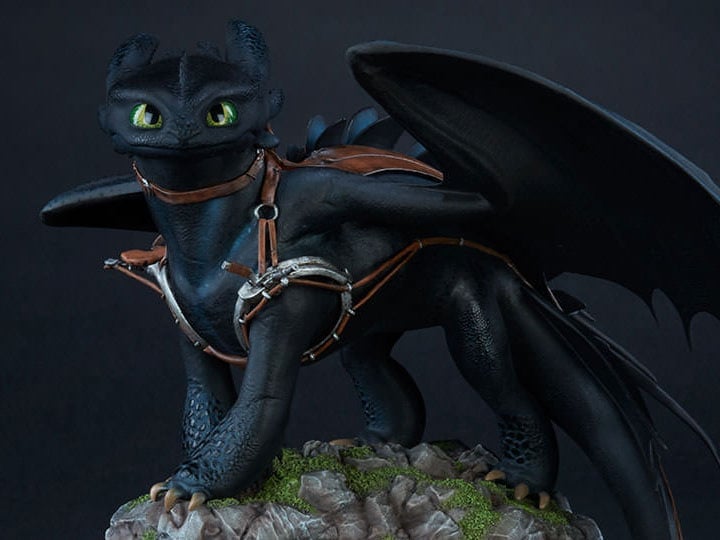How to Train Your Dragon 2 Toothless Statue Gallery Image 1