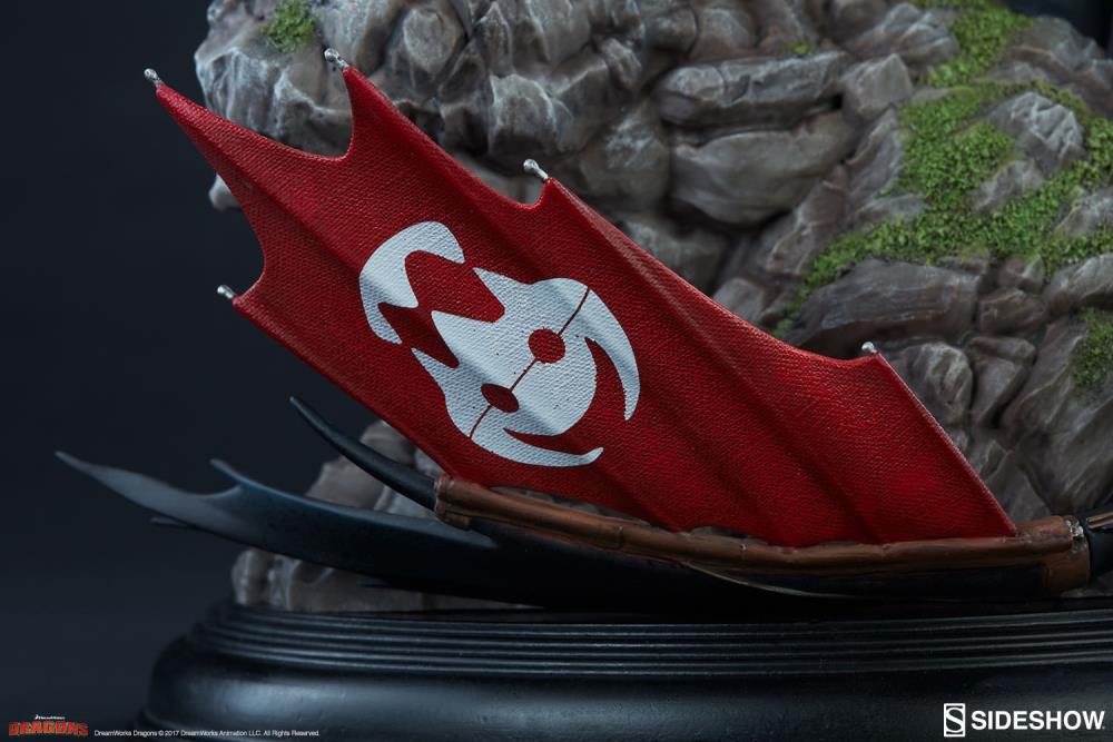 How to Train Your Dragon 2 Toothless Statue Gallery Image 9