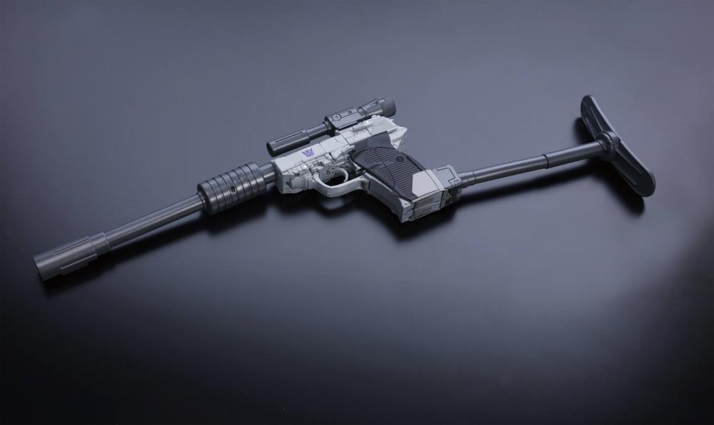 Transformers Masterpiece MP-36 Megatron With Collector Coin (With Orange Barrel Plug) Gallery Image 8