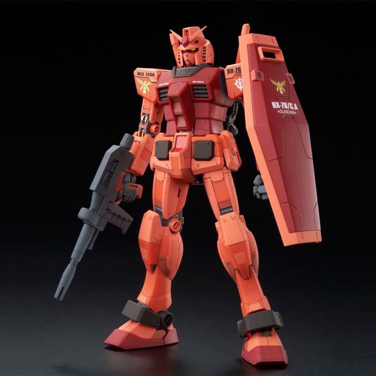 Mobile Suit Gundam: Gihren's Greed: Blood of Zeon MG Casval's Custom Gundam (Ver. 3.0) Exclusive 1/100 Scale Model Kit Gallery Image 3